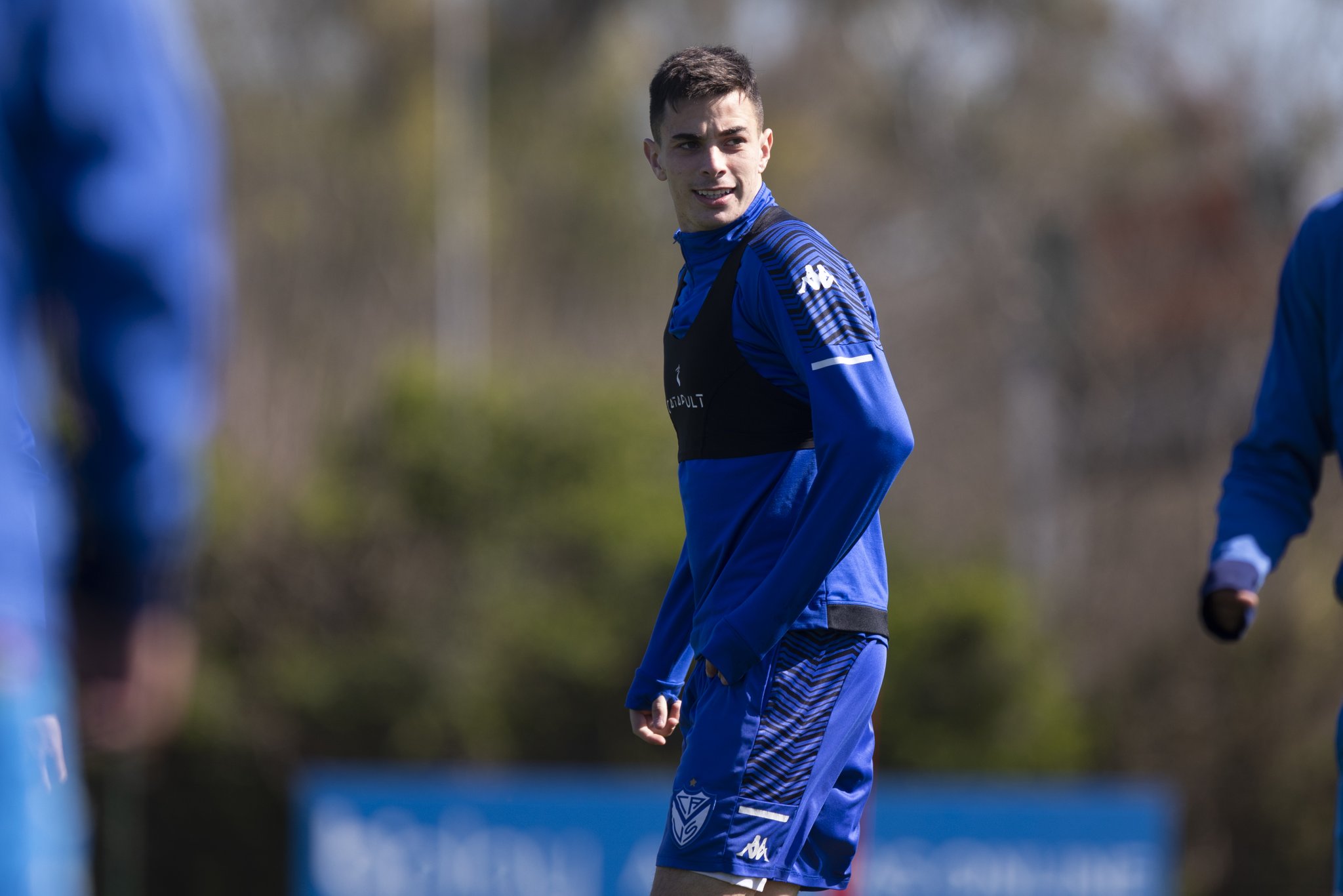 Valentin Gómez não vai mais atuar pelo Cruzeiro e permanece no Vélez