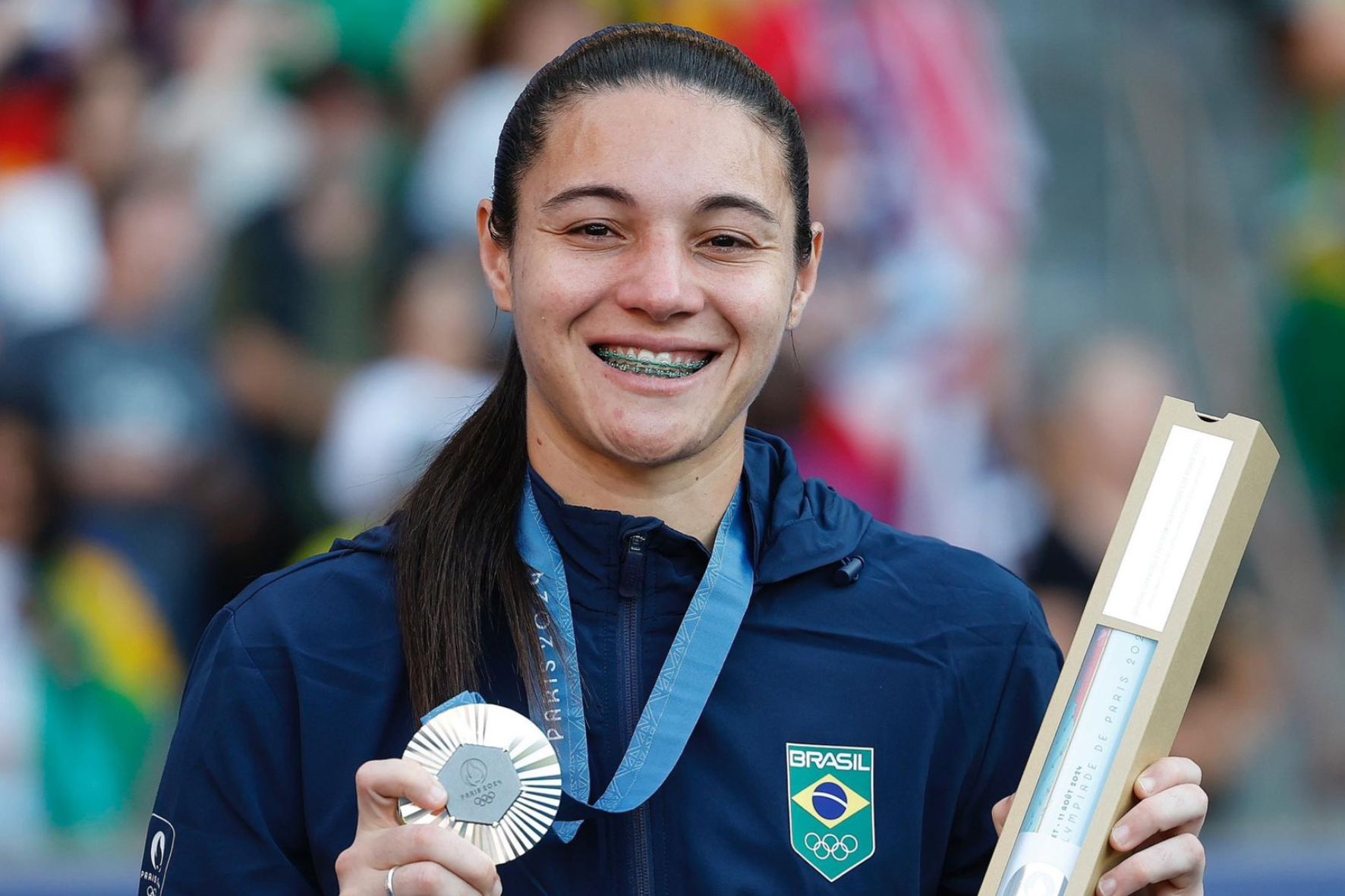 Goleira Lorena foi medalhista de prata com a Seleção Brasileira nos Jogos Olímpicos Paris 2024