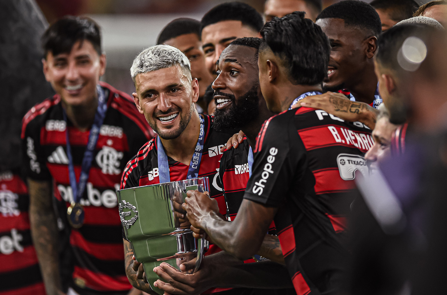 FLAMENGO COMEMORA 25ª TAÇA GUANABARA DE SUA HISTÓRIA.