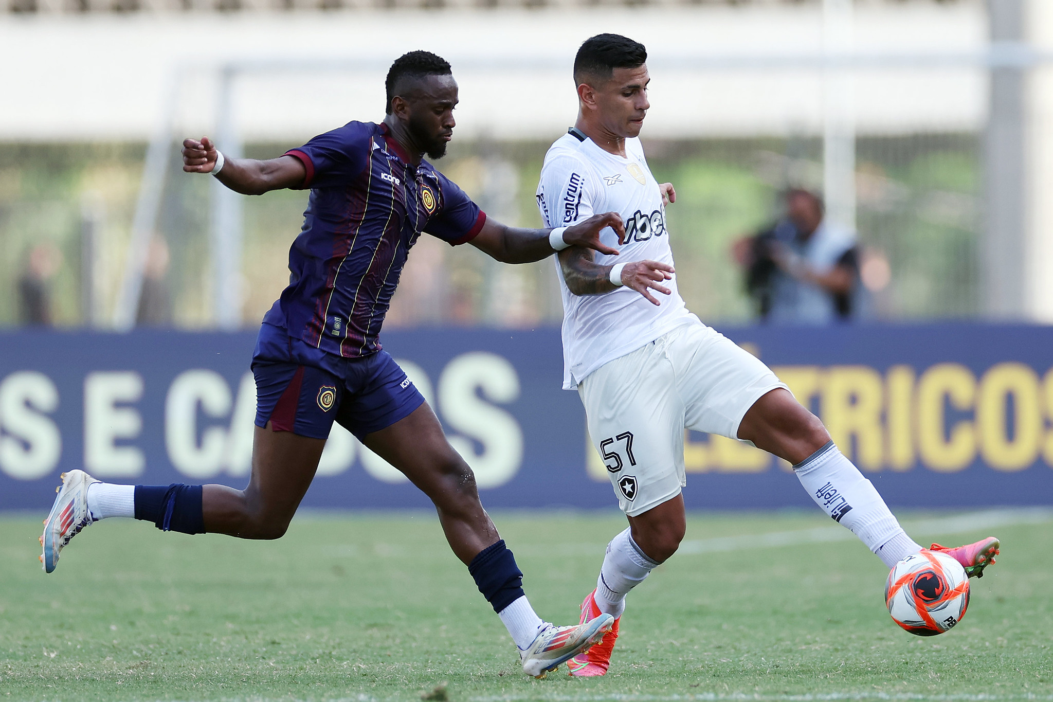 Botafogo enfrentou o Marureira em Cariacica