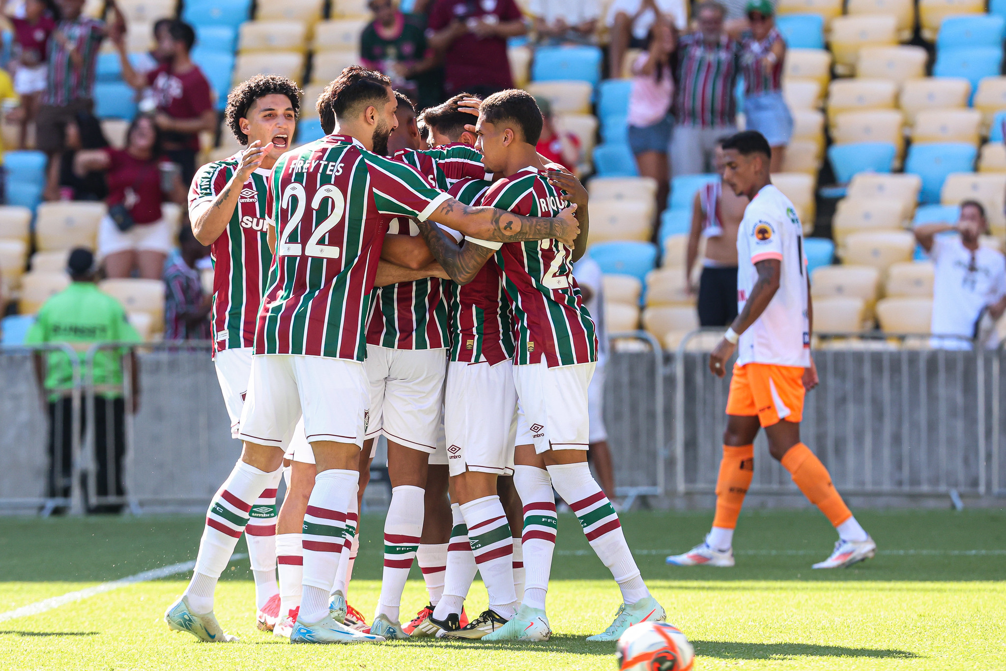 Fluminense venceu o Nova Iguaçu, no Maracanã