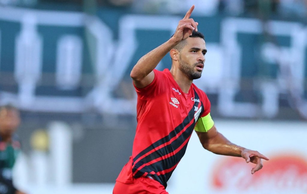 Alan Kardec será titular novamente pelo Athletico Paranaense