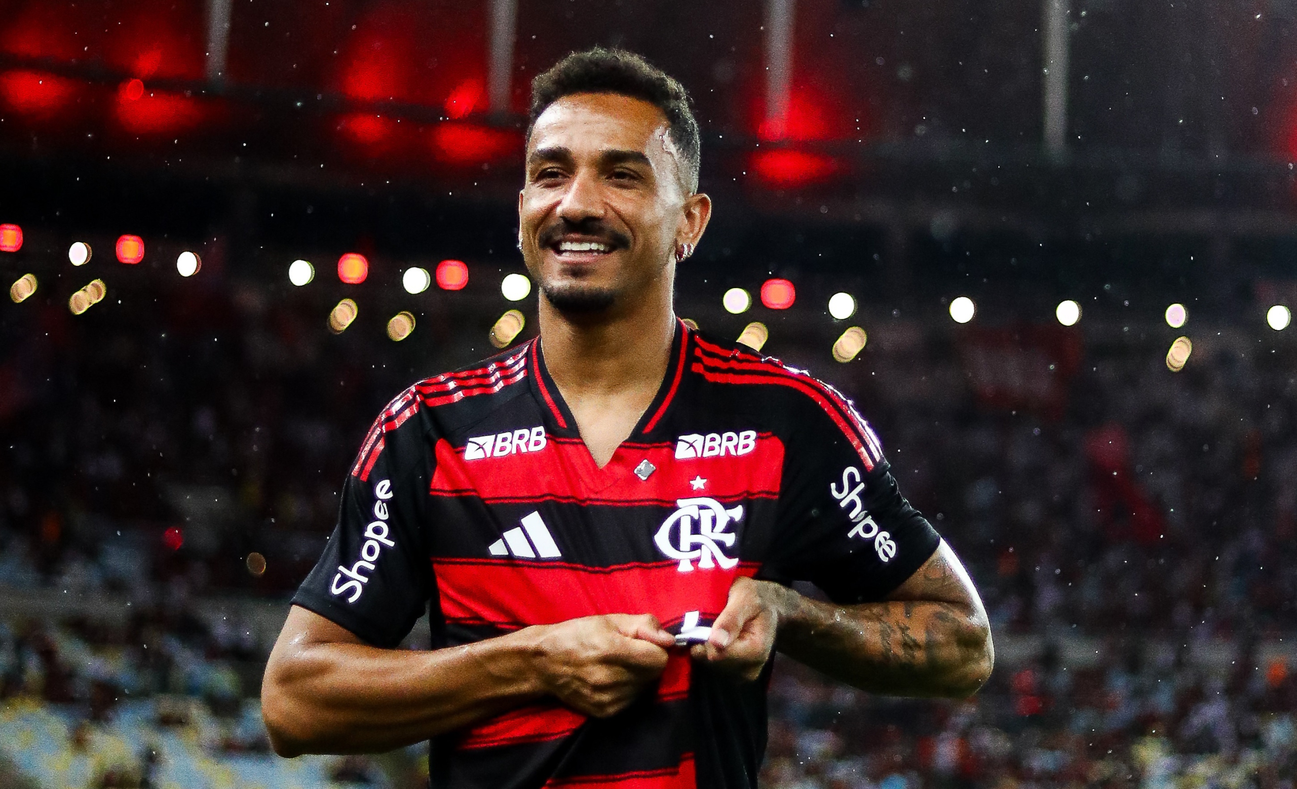 Danilo jogou como titular pelo Flamengo