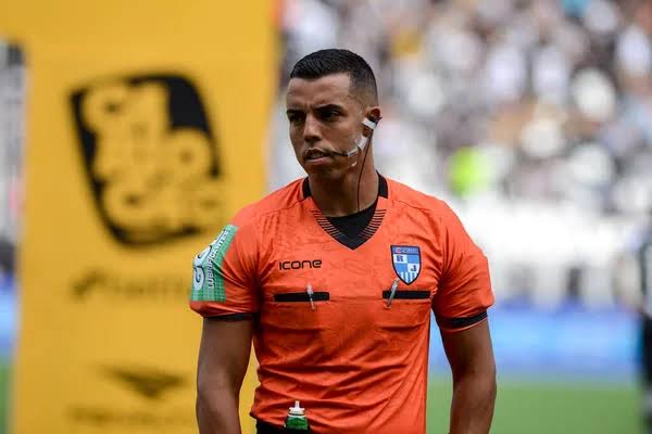 Yuri Elino vai apitar o jogo entre Fluminense x Volta Redonda