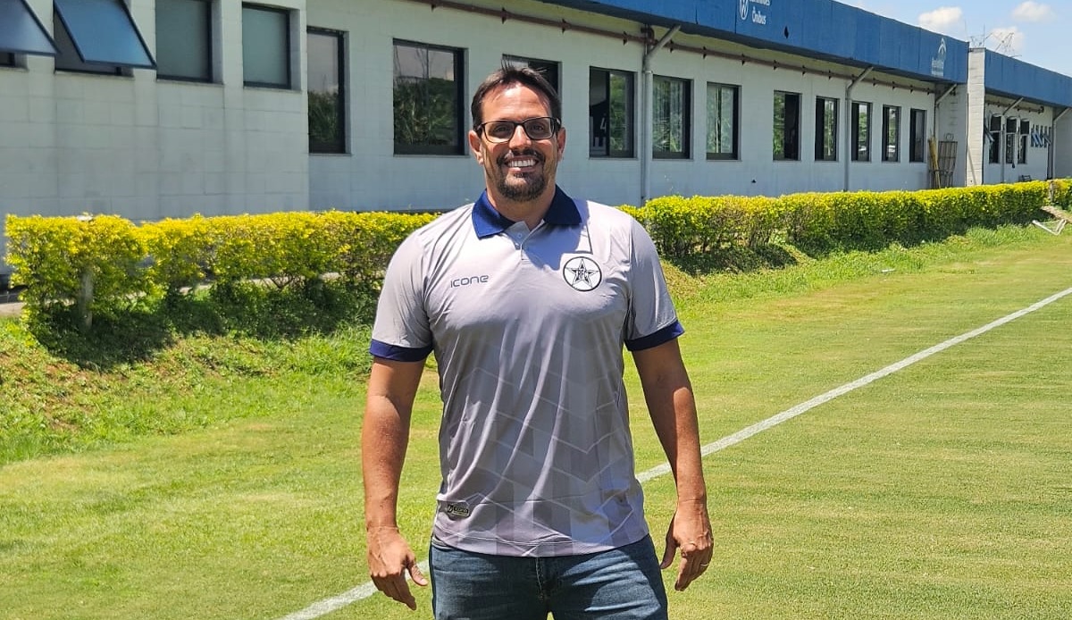 Octávio Vasconcellos chegou ao Resende