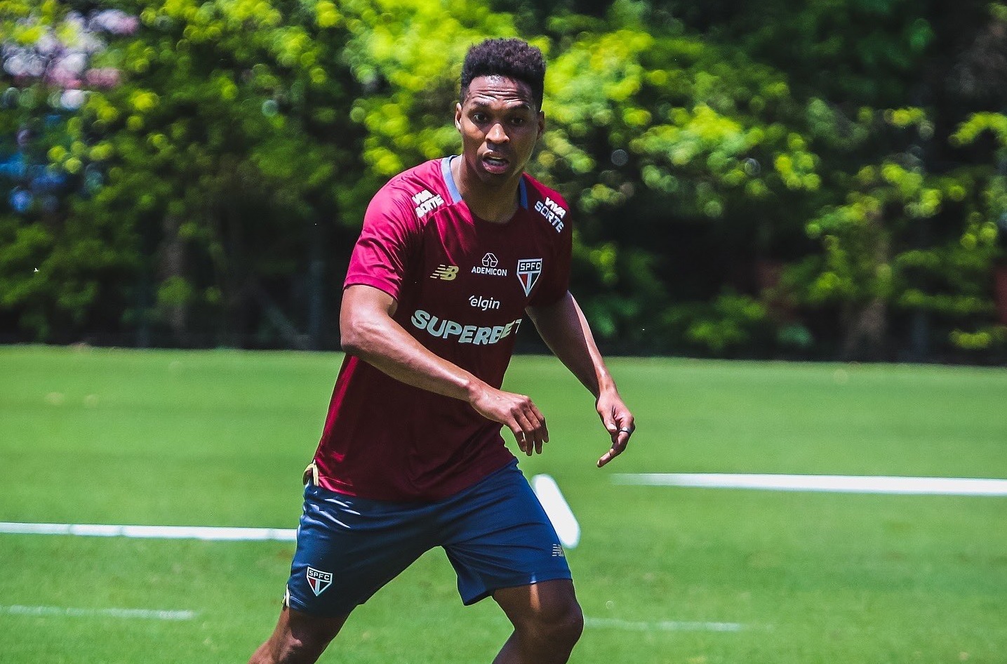 Wendell vem treinando com o elenco do São Paulo