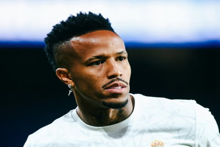 EDER MILITÃO AVANÇA NA RECUPERÇÃO DE CIRURGIA NO JOELHO DIREITO.