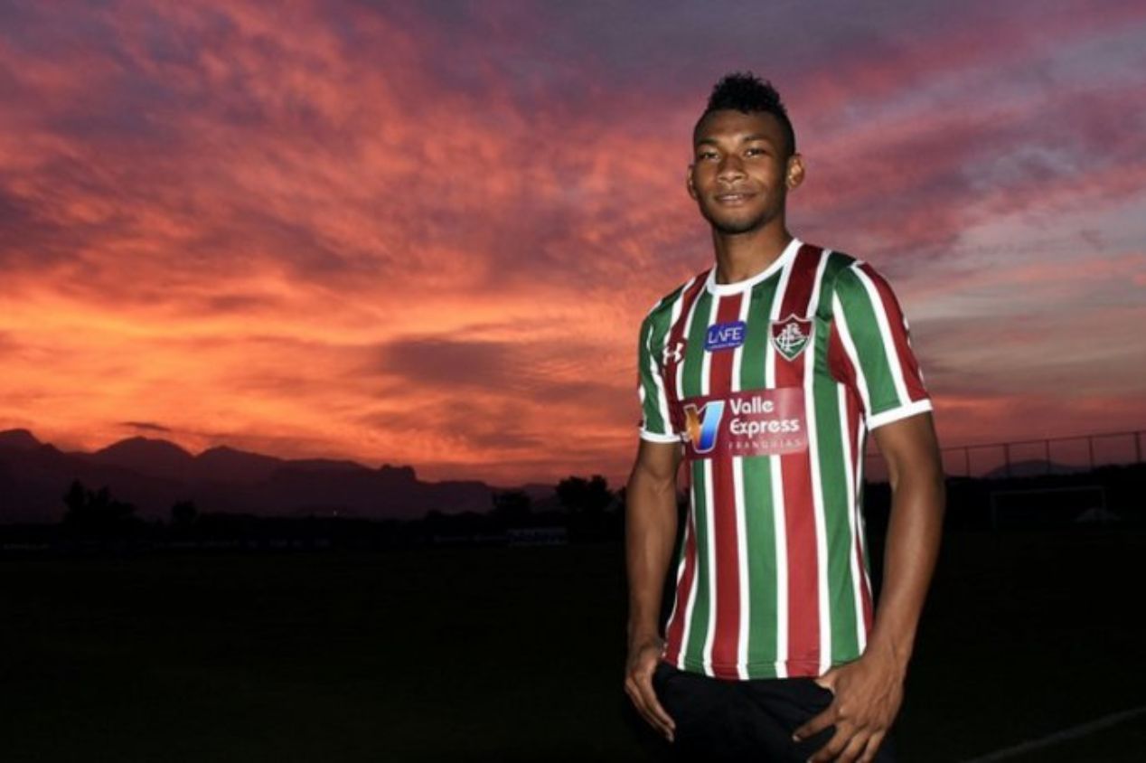 Bryan Cabezas no Amazonas FC: saiba detalhes do acerto do clube com o ex-atacante do Fluminense