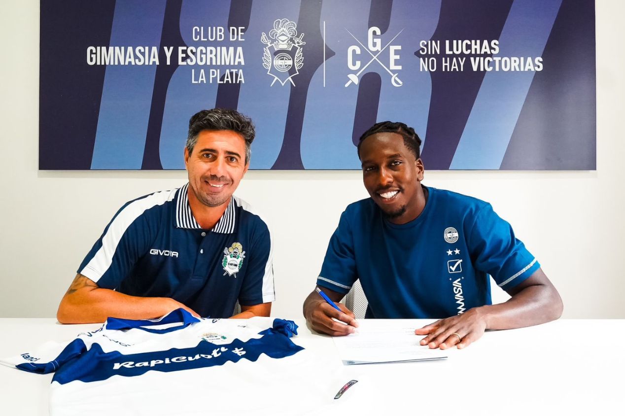 Jan Hurtado acerta volta a ex-clube após passagem por Atlético-GO e Bragantino; saiba detalhes