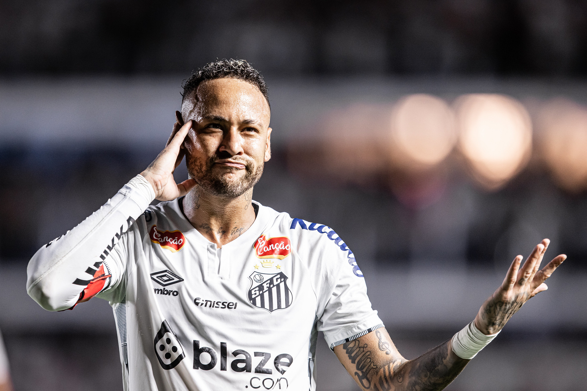 NEYMAR EM JOGO CONTRA O RED BULL BRAGANTINO