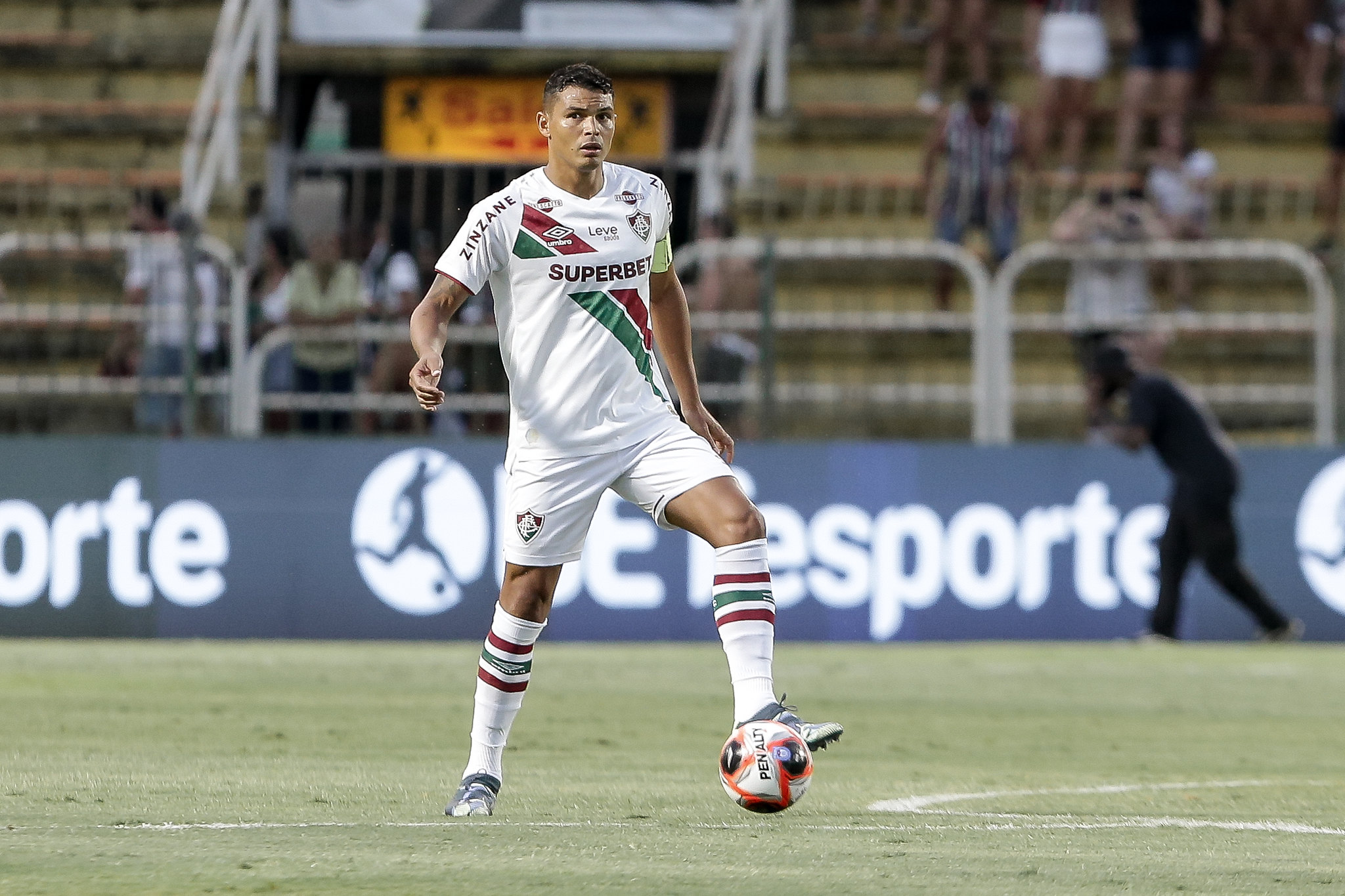 Thiago Silva será titular do Fluminense