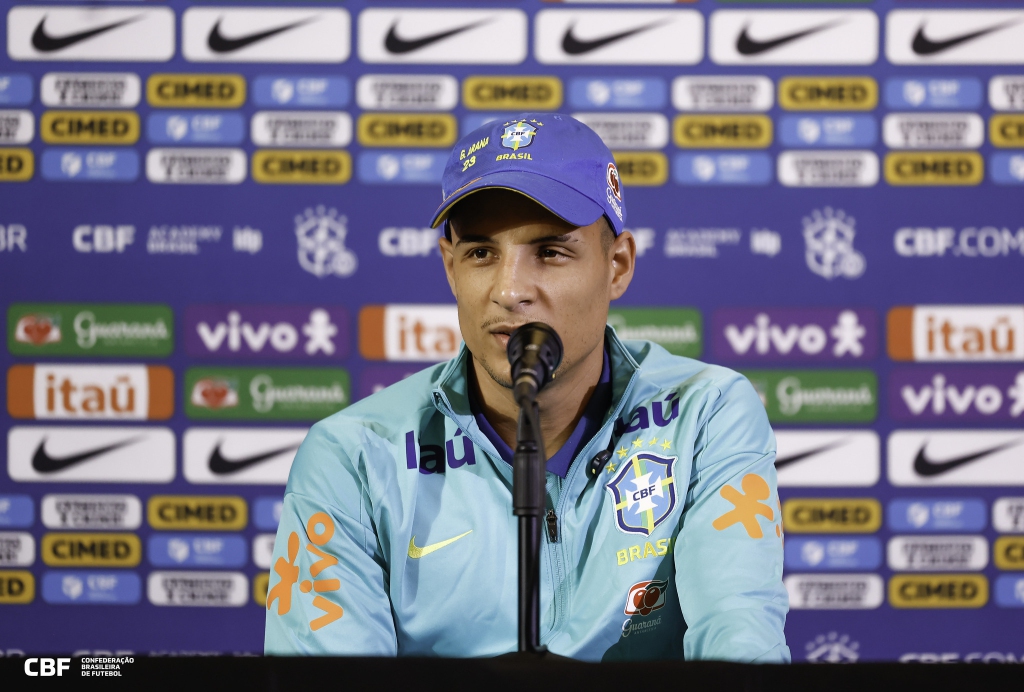 Guilherme Arana será titular da Seleção