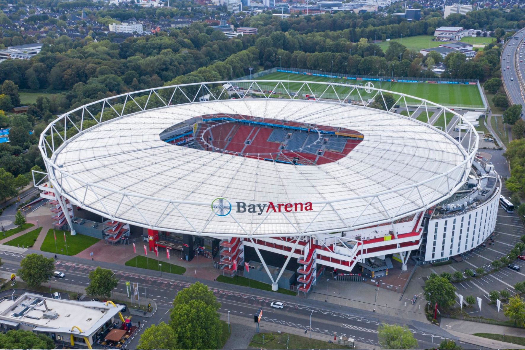 Bayer Leverkusen x Bayern de Munique: equipes se enfrentam pela UEFA Champions League