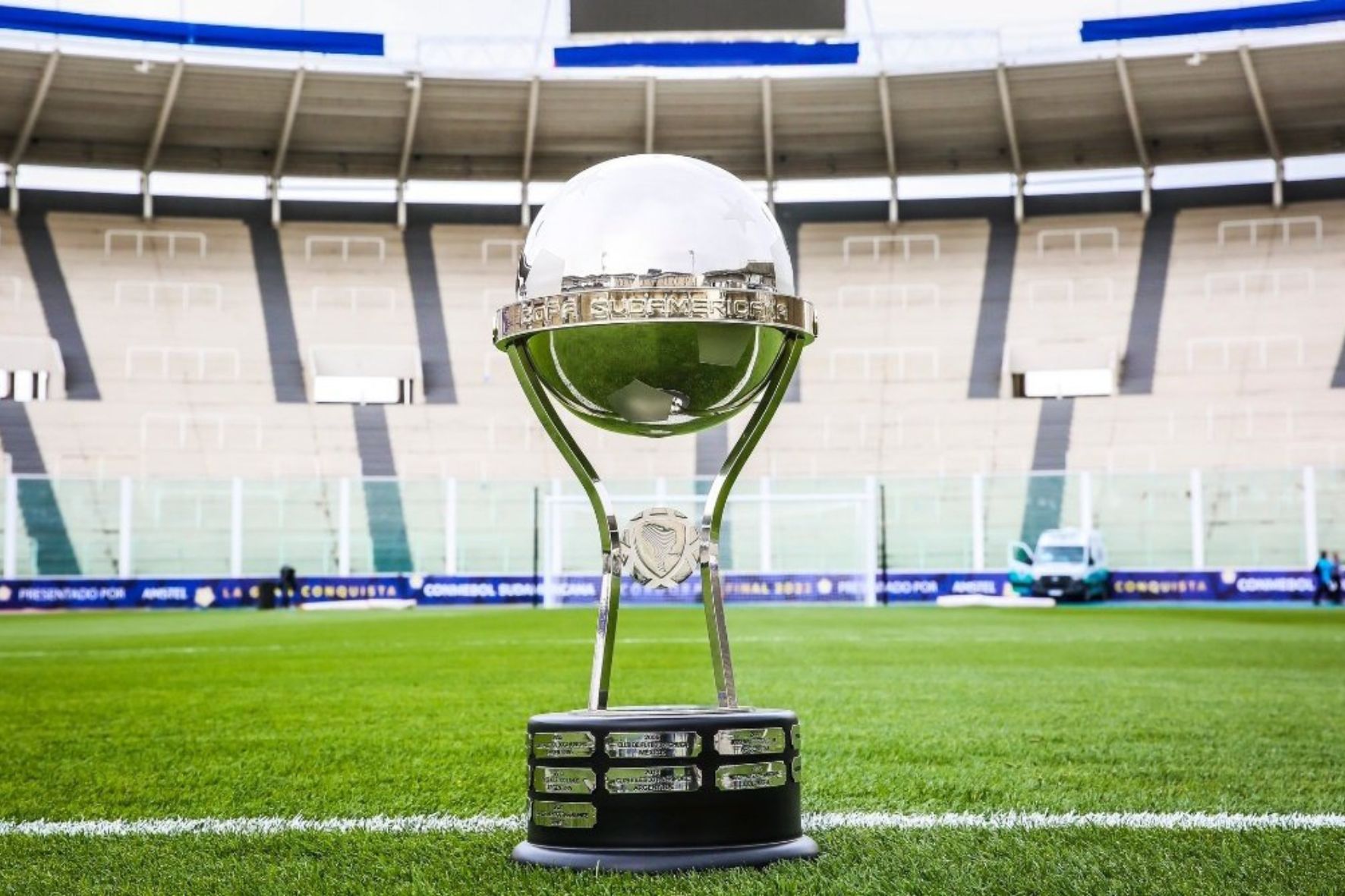 A CONMEBOL definiu os potes para o sorteio da fase de grupos da Copa Sul-Americana