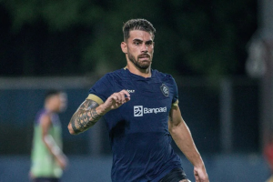 Felipe Vizeu pode jogar pelo Sport