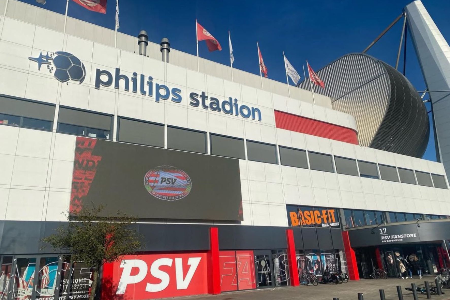 PSV x Arsenal: equipes se enfrentam pela UEFA Champions League