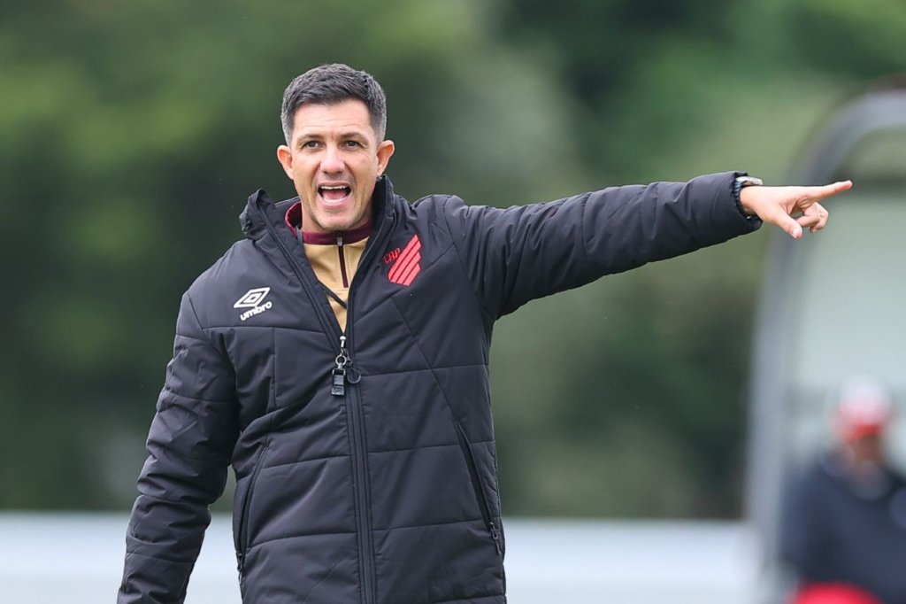 Athletico de Mauricio Barbieri