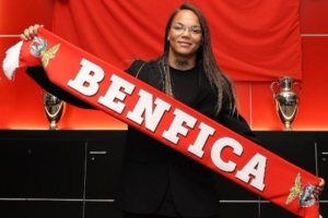 "Quero ganhar tudo": Ex-atacante do Sport chega a 14 troféus pelo Benfica e projeta mais