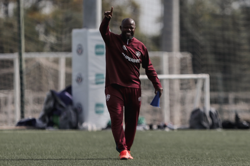 Marcão comanda time alternativo na partida contra o Unión Española