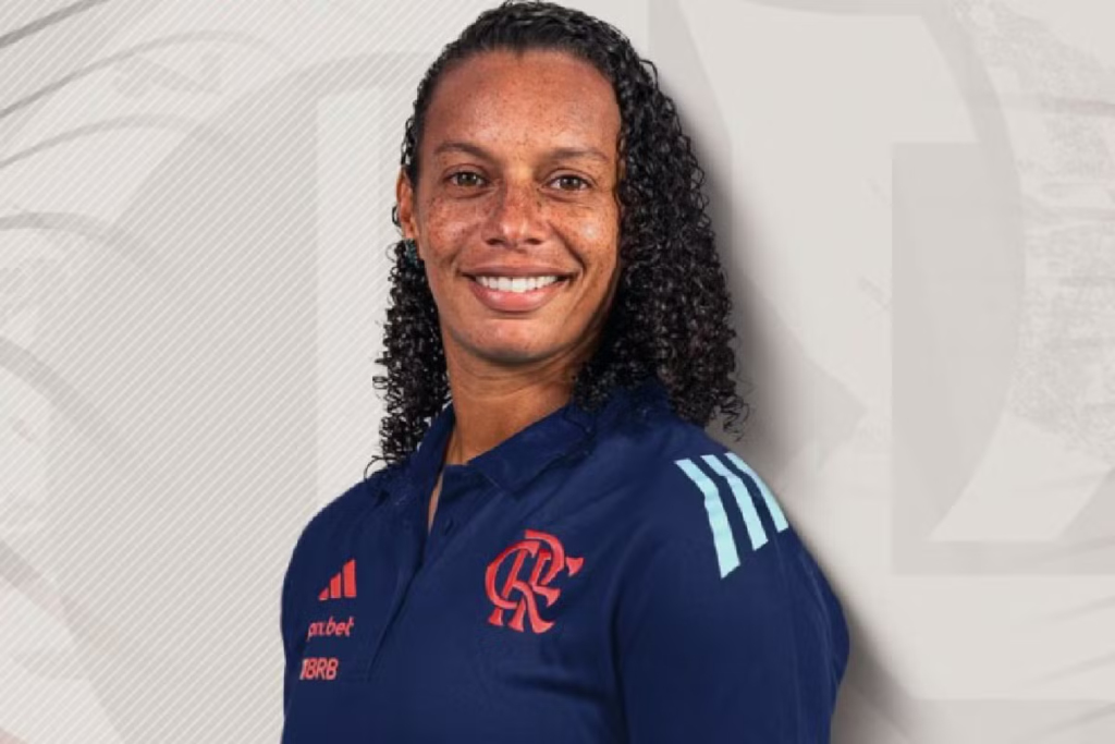 ROSANA AUGUSTO É PRIMEIRA TÉCNICA DO FUTEBOL FEMININO DO FLAMENGO