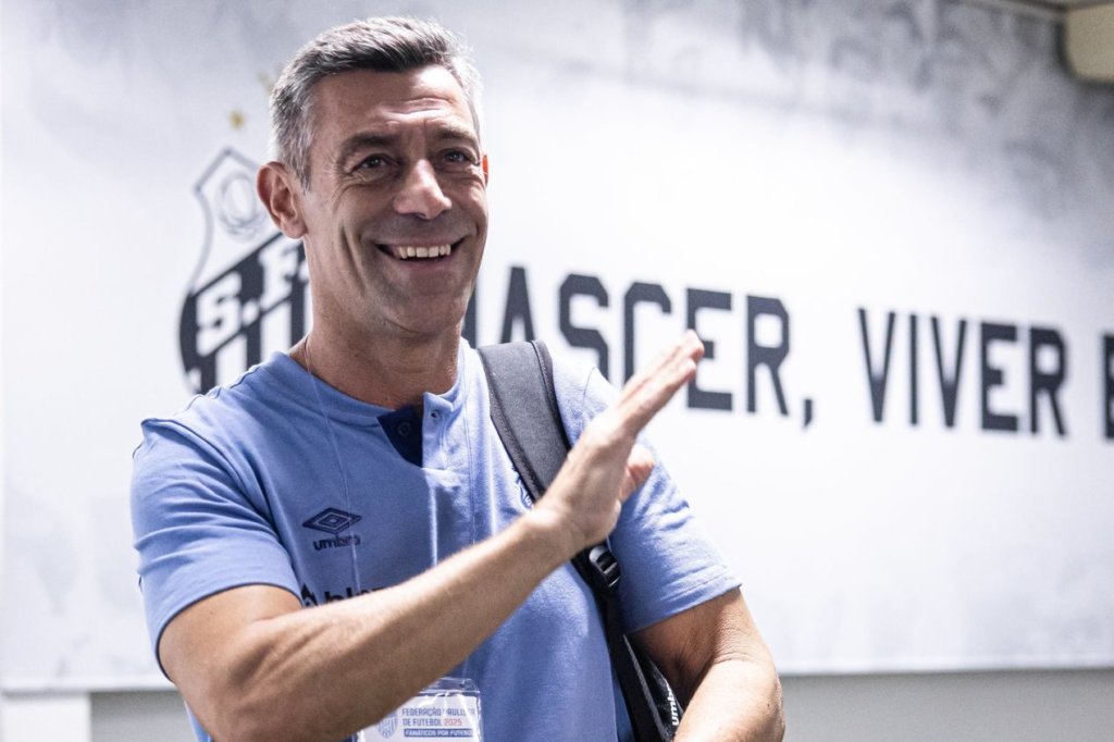 Santos fecha acordo e vai pagar multa de Pedro Caixinha; entenda a operação