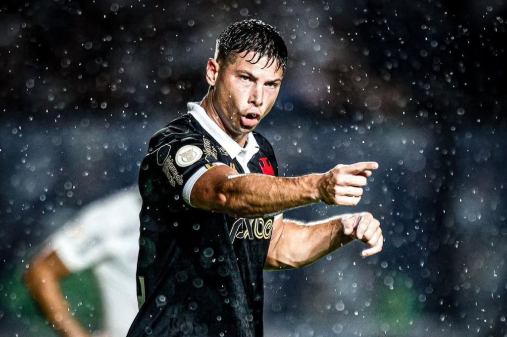 Entenda por que Manuel Capasso, mesmo acertado com o Vitória, não deixou o Vasco