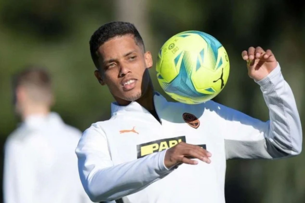 Vasco faz sondagem por atacante do Shakhtar Donetsk e se 'assusta' com os valores; saiba detalhes