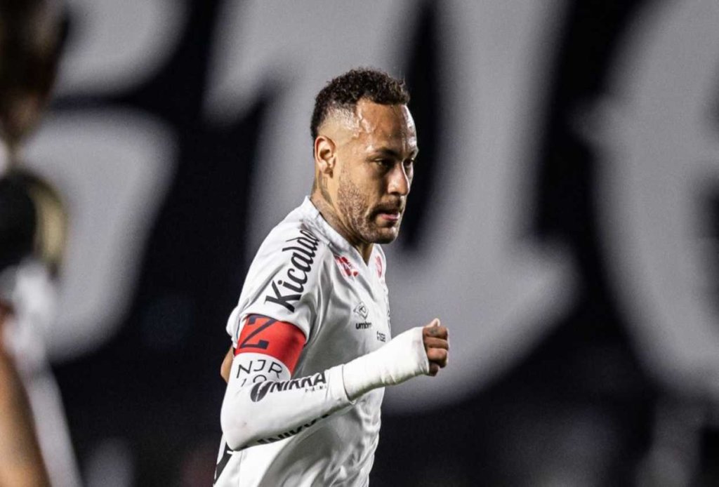 Santos atualiza quadro médico de Neymar após lesão