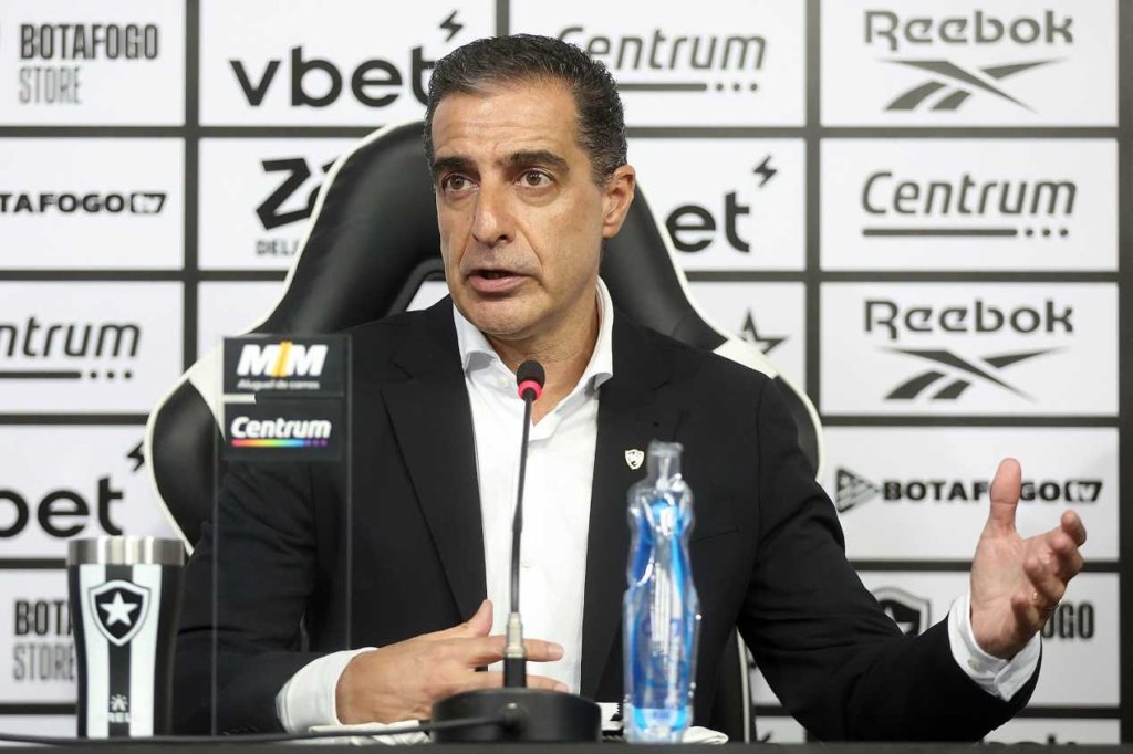 Renato Paiva comenta críticas por desempenho do Botafogo no Brasileirão: "A torcida é soberana"