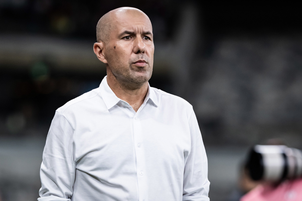 Leonardo Jardim é o treinador do Cruzeiro