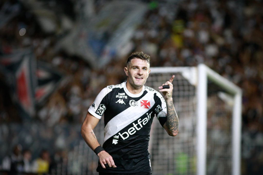 Pablo Vegetti contra o Sport