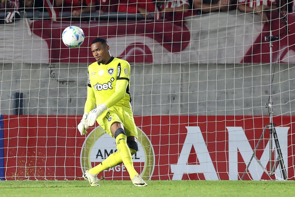 John em ação na Copa Libertadores