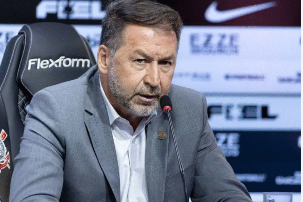 Augusto Melo pode sofrer impeachment no Corinthians