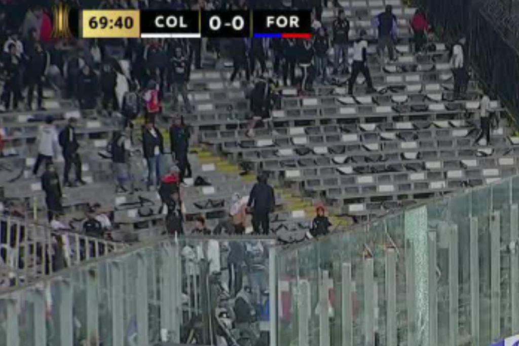 Partida entre Colo-Colo e Fortaleza é suspensa