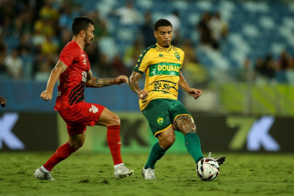 Cuiabá e Athletico jogaram na Arena Pantanal