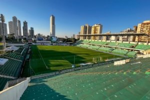 Goiás x Amazonas: equipes se enfrentam pelo Campeonato Brasileiro da Série B