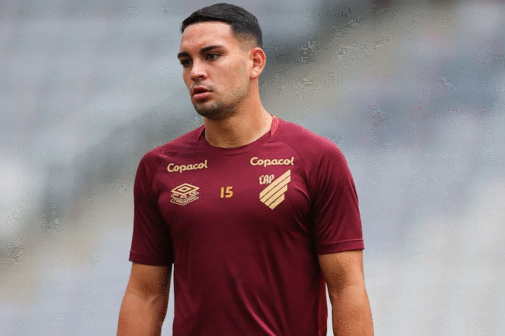 Fabrizio Peralta está relacionado ara jogo do Athletico-PR