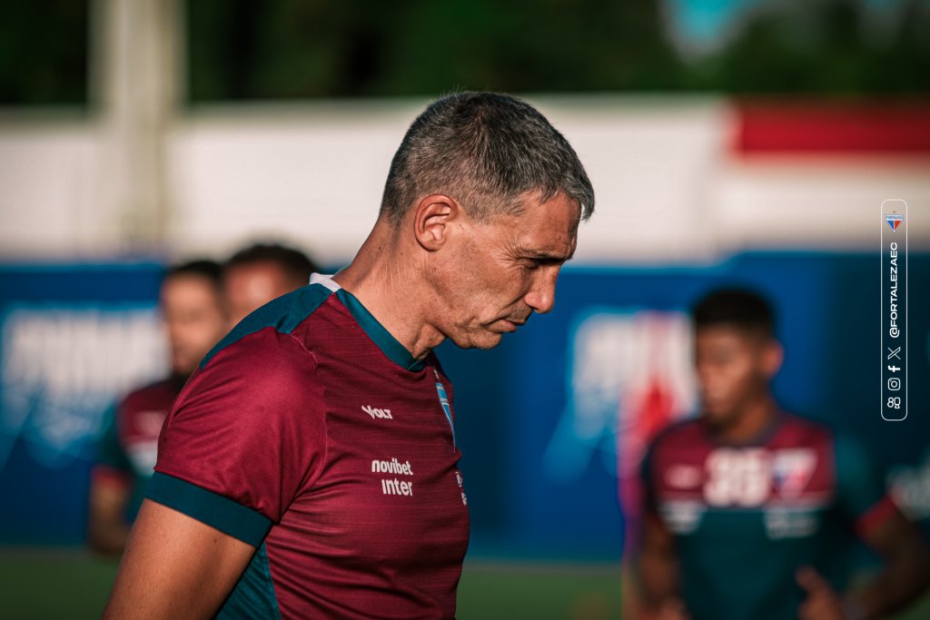 Fortaleza decide pel demissão do Vojvoda