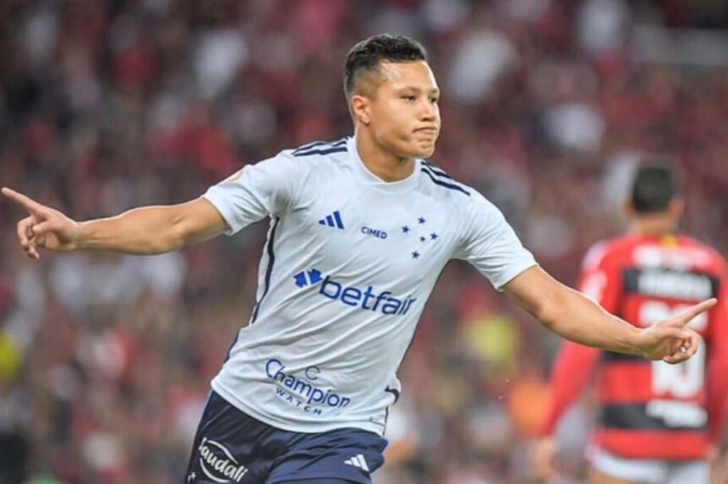 Grêmio contrata o lateral Marlon do Cruzeiro