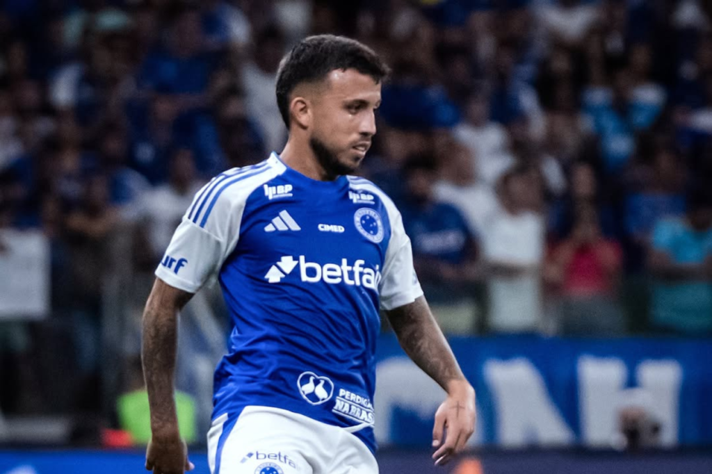 Matheus Henrique sofre grave lesão no joelho e desfalcará o Cruzeiro