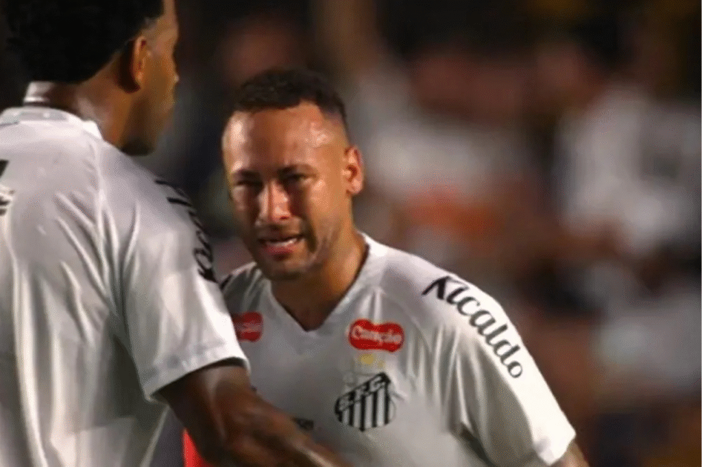 Neymar sente lesão e chora