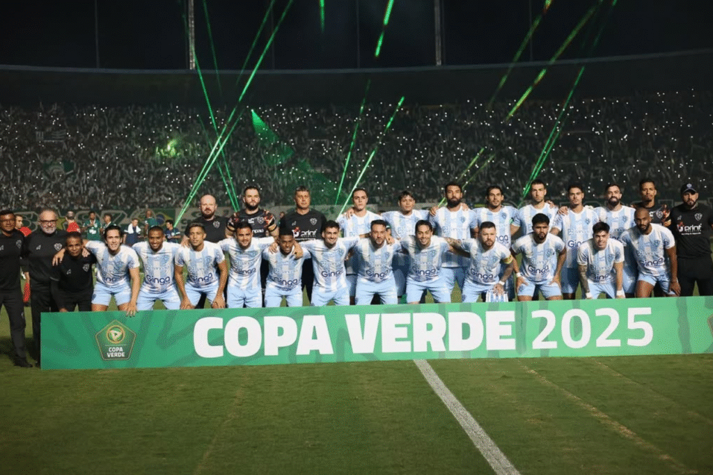 Luzinho Lopes comemora título do Paysandu