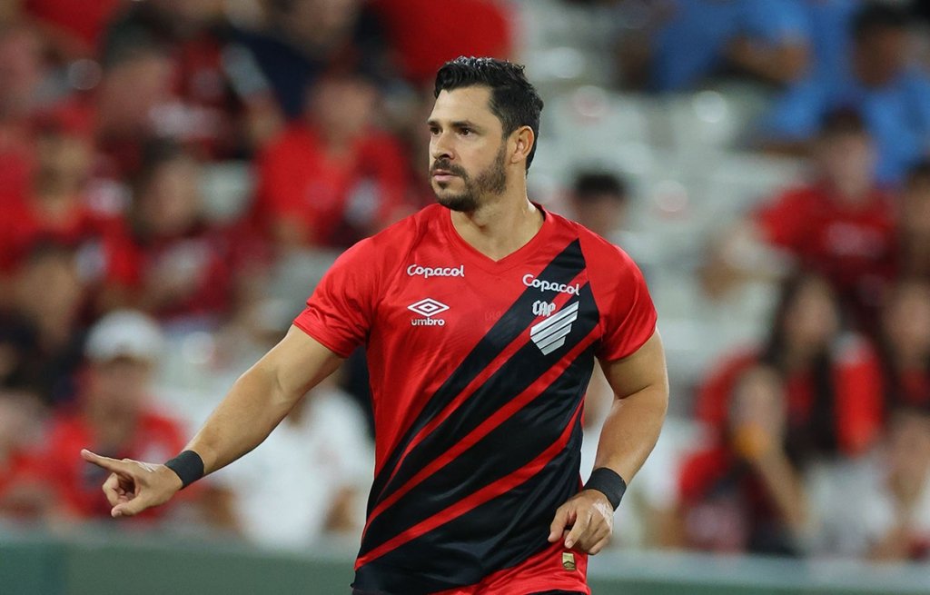 Giuliano, do Athletico