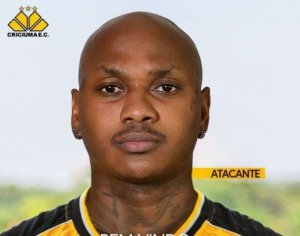 Sassá é um dos reforços