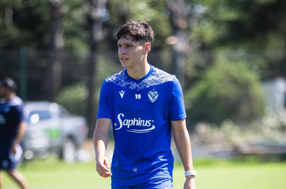 Álvaro Montoro negocia contrato com o B otafogo