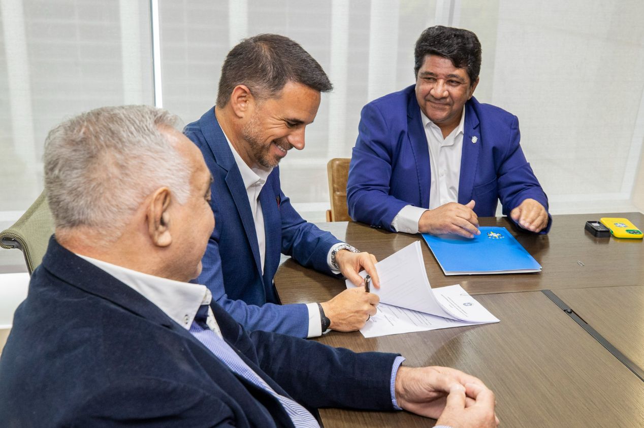 Rodrigo Caetano no Atlético-MG? Veja o que sabemos sobre o interesse do clube no diretor da CBF