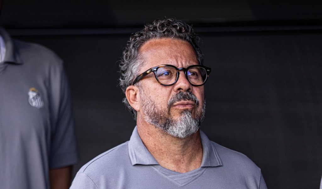 Cleber Xavier explica nova derrota do Santos e promete sair dessa situação