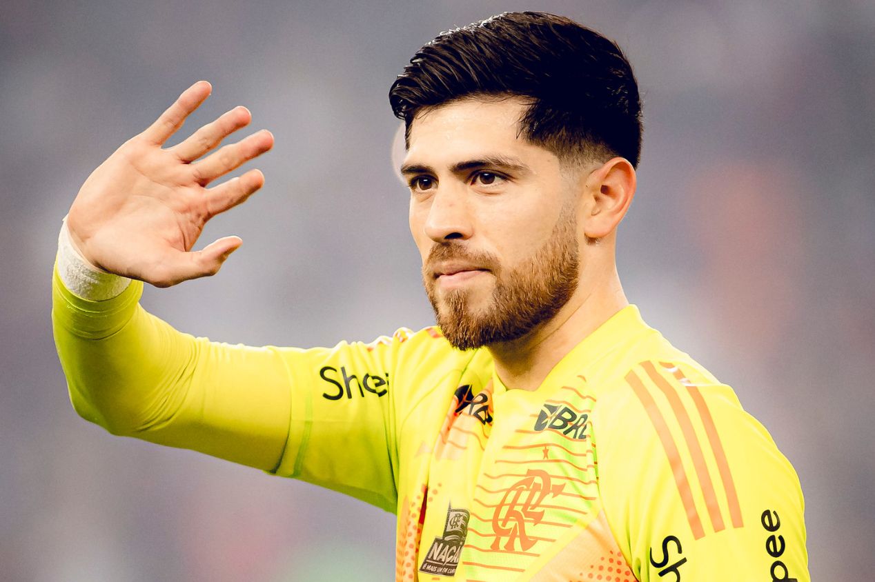 Entenda por que o Flamengo não se preocupa com assédio sobre Agustín Rossi