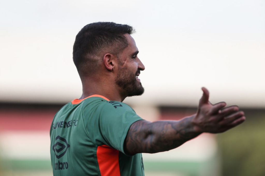Vida sem Germán Cano? Técnico do Fluminense não encontra soluções e Renato Augusto vira solução; entenda