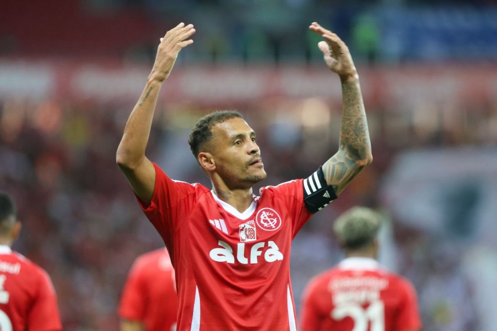 Alan Patrick atinge marca história atuando pelo Internacional; saiba detalhes